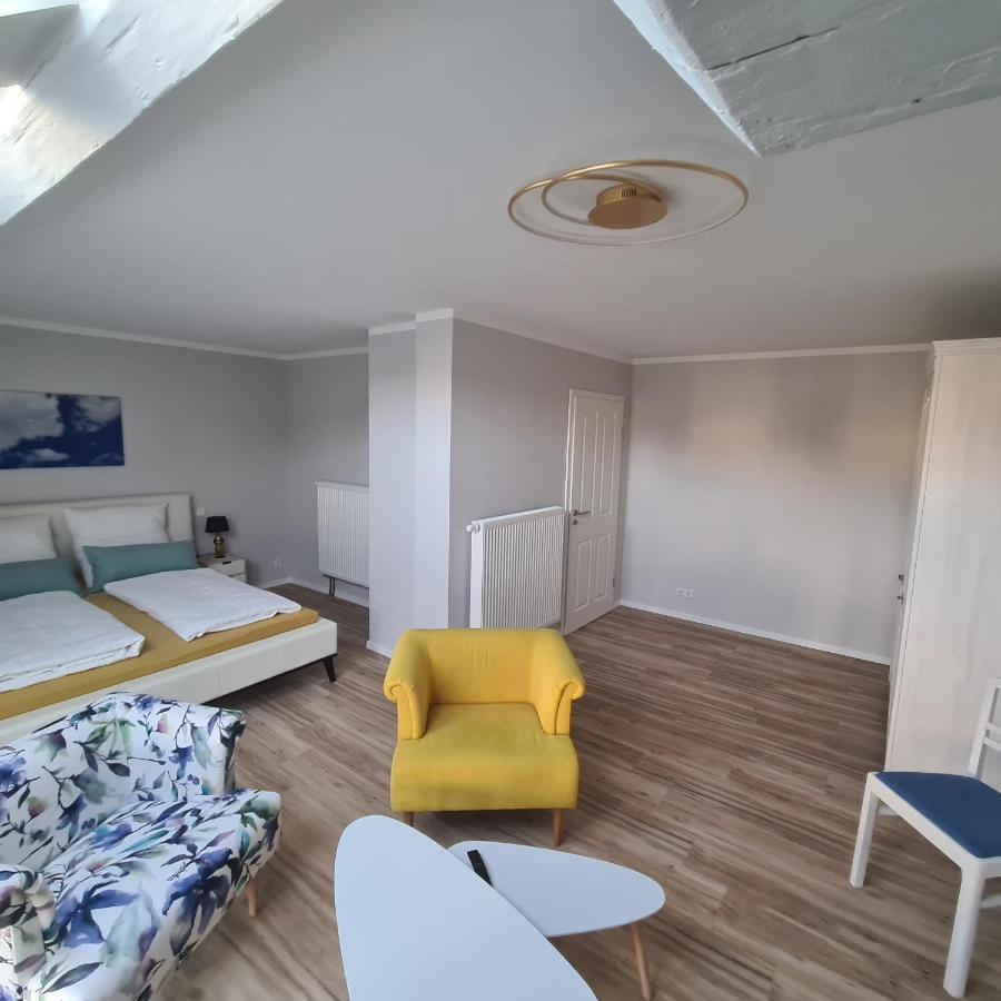 Gaestezimmer Treuen - Bed & Breakfast 외부 사진