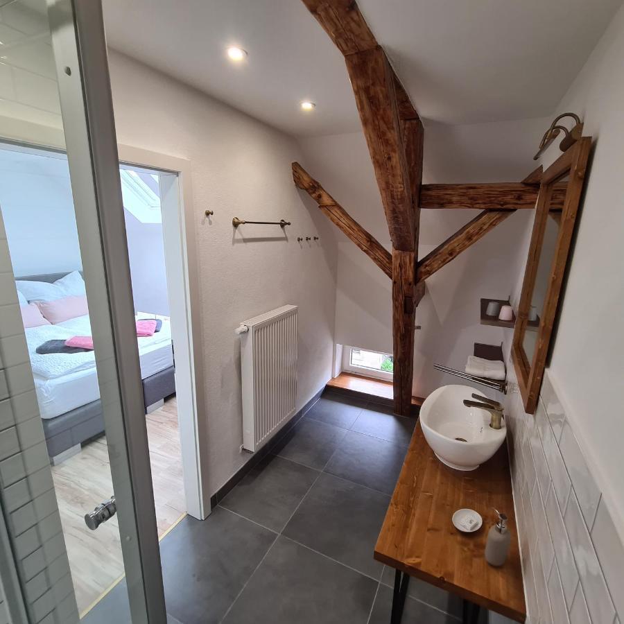 Gaestezimmer Treuen - Bed & Breakfast 외부 사진