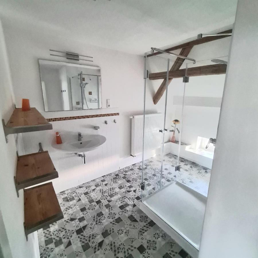 Gaestezimmer Treuen - Bed & Breakfast 외부 사진